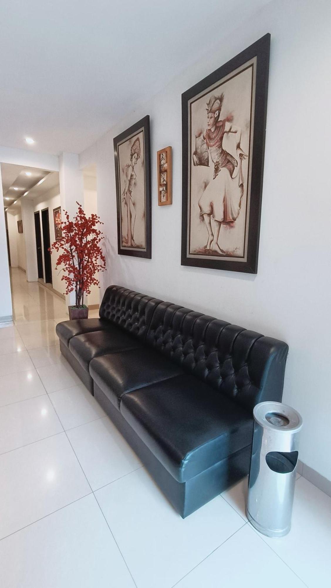 VI Hotel Bandung Exterior photo