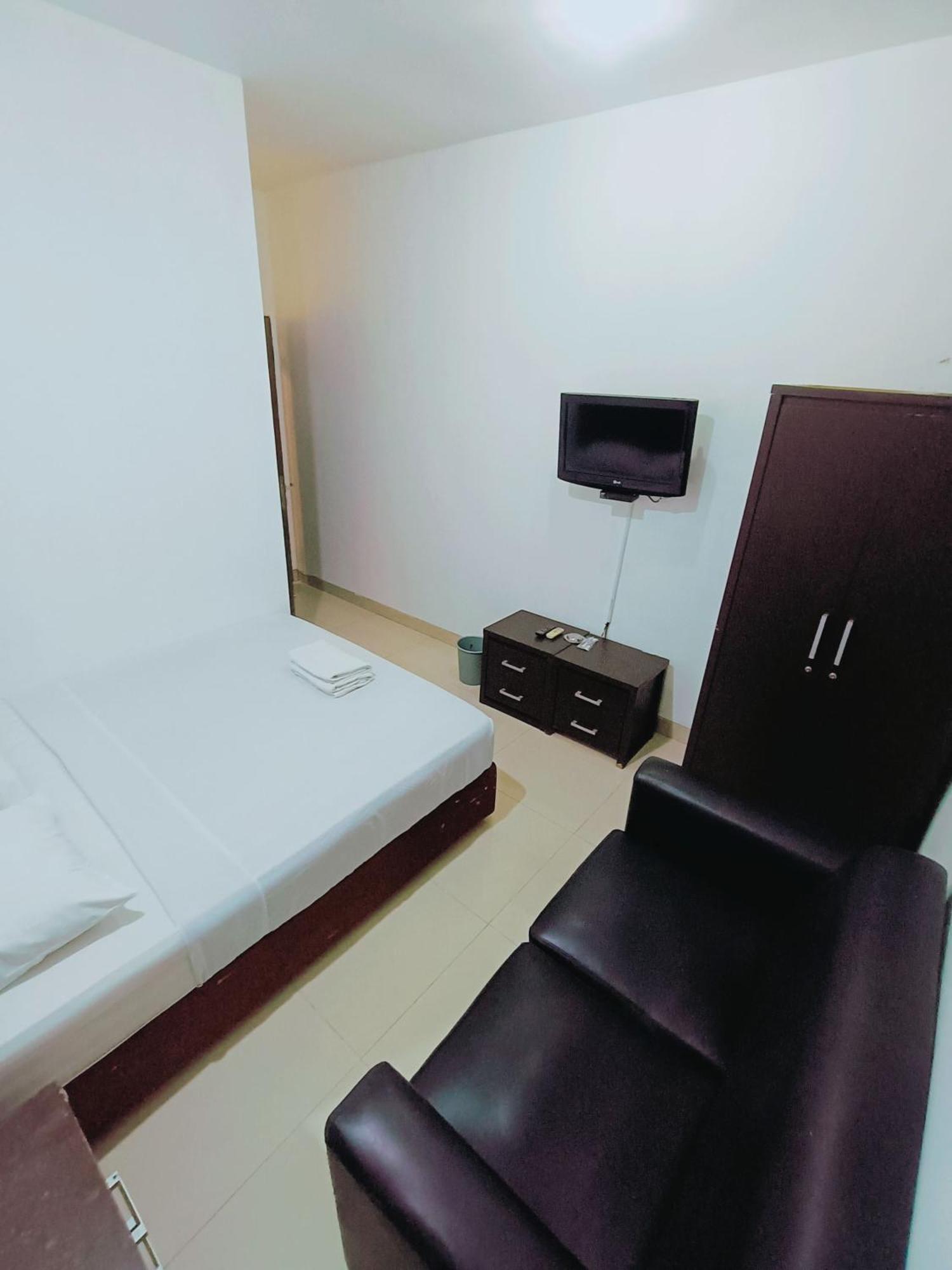 VI Hotel Bandung Exterior photo